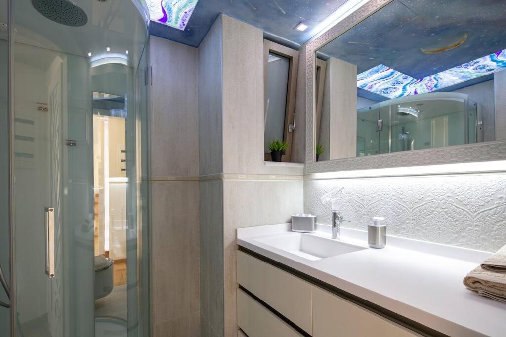 Ni President Suite, Demani President Suites 锡蒂亚 外观 照片